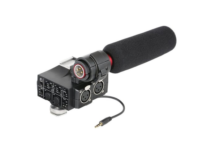 Saramonic Audio adapter microphone kit