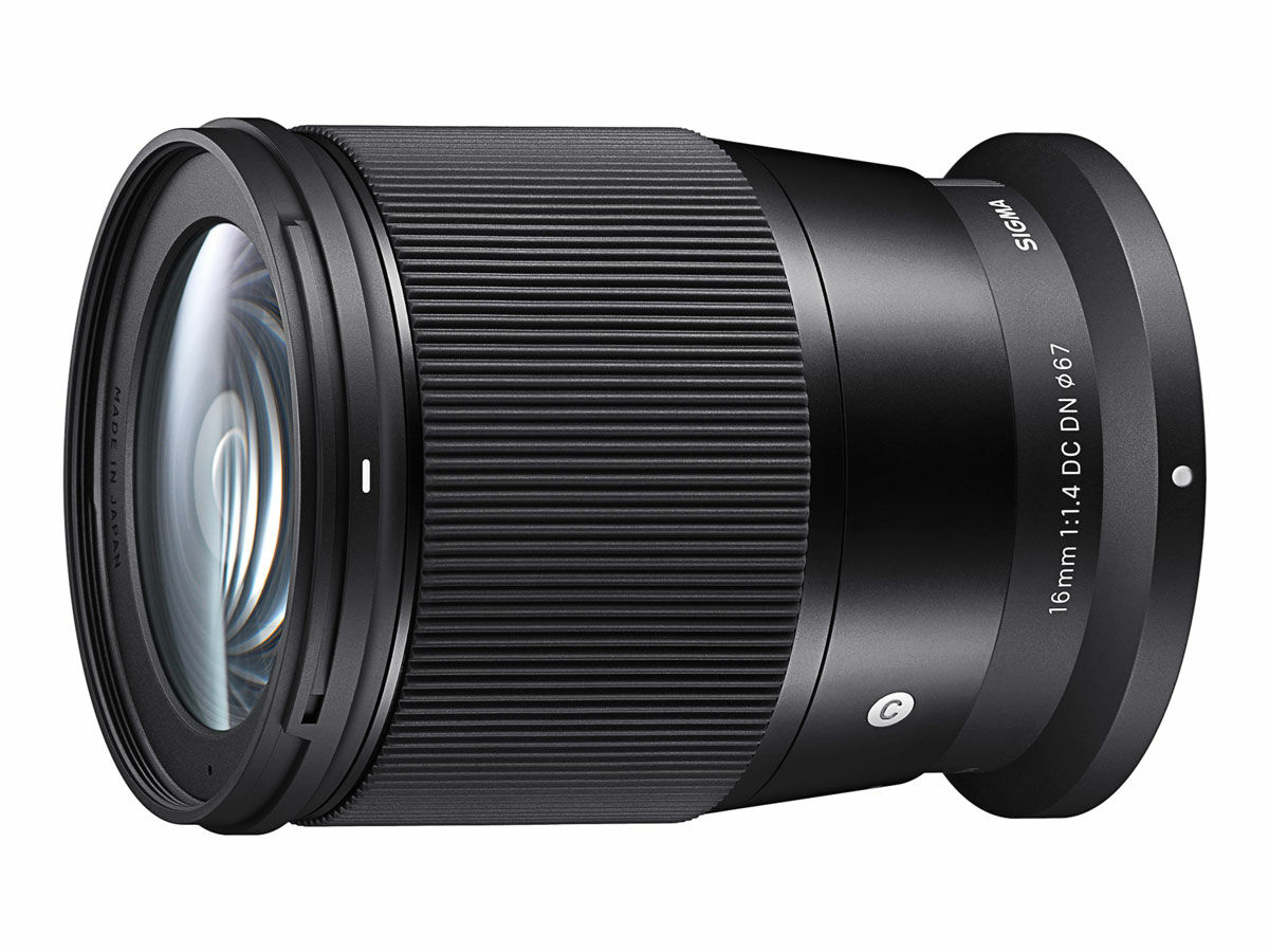 Sony 16mm F/1.8 G Buy Sigma 16mm F/1.4 DC DN Contemporary