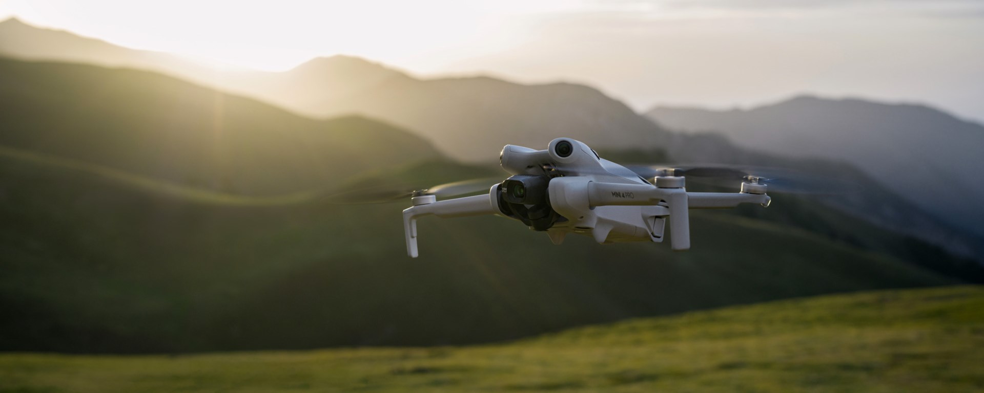 Hvilken drone bør jeg kjøpe? Vi hjelper deg med å finne den rette i vår kjøpsguide for droner!