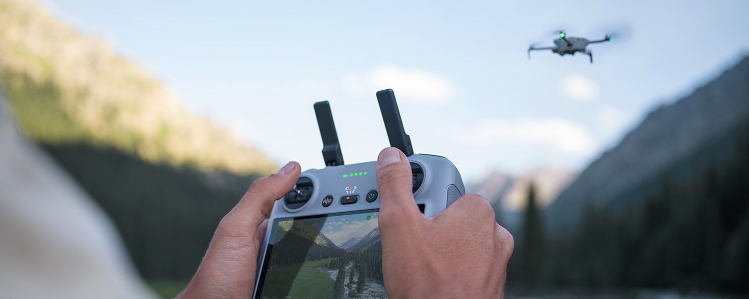 Lær å fly droner og bli en bedre dronepilot med vår guide