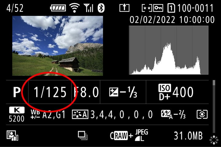 Kameraskjerm fra en Canon EOS R7