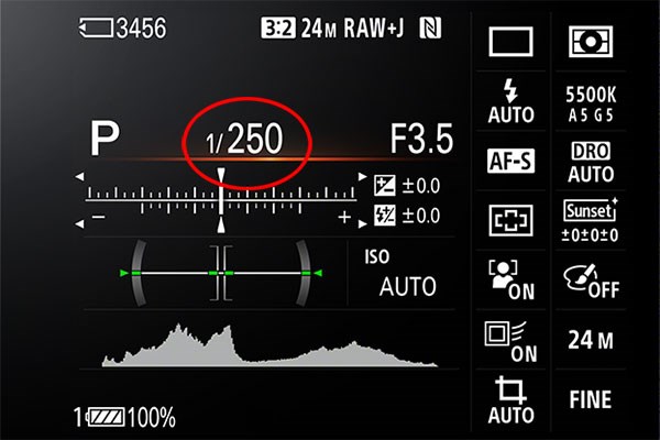 Bilde av Sony-kameraskjerm med lukkerhastighet