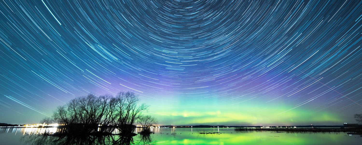 Se vår guide/veiledning om hvordan du fotograferer startrails